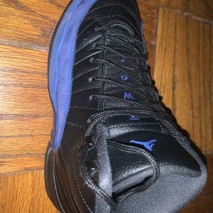 Retro 12 GS Black Royal.